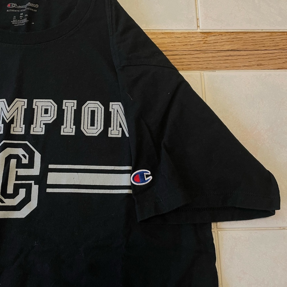 Champion‎ Black T-Shirt - Picture 3 of 4